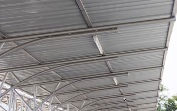 installing Roxby metal roofing